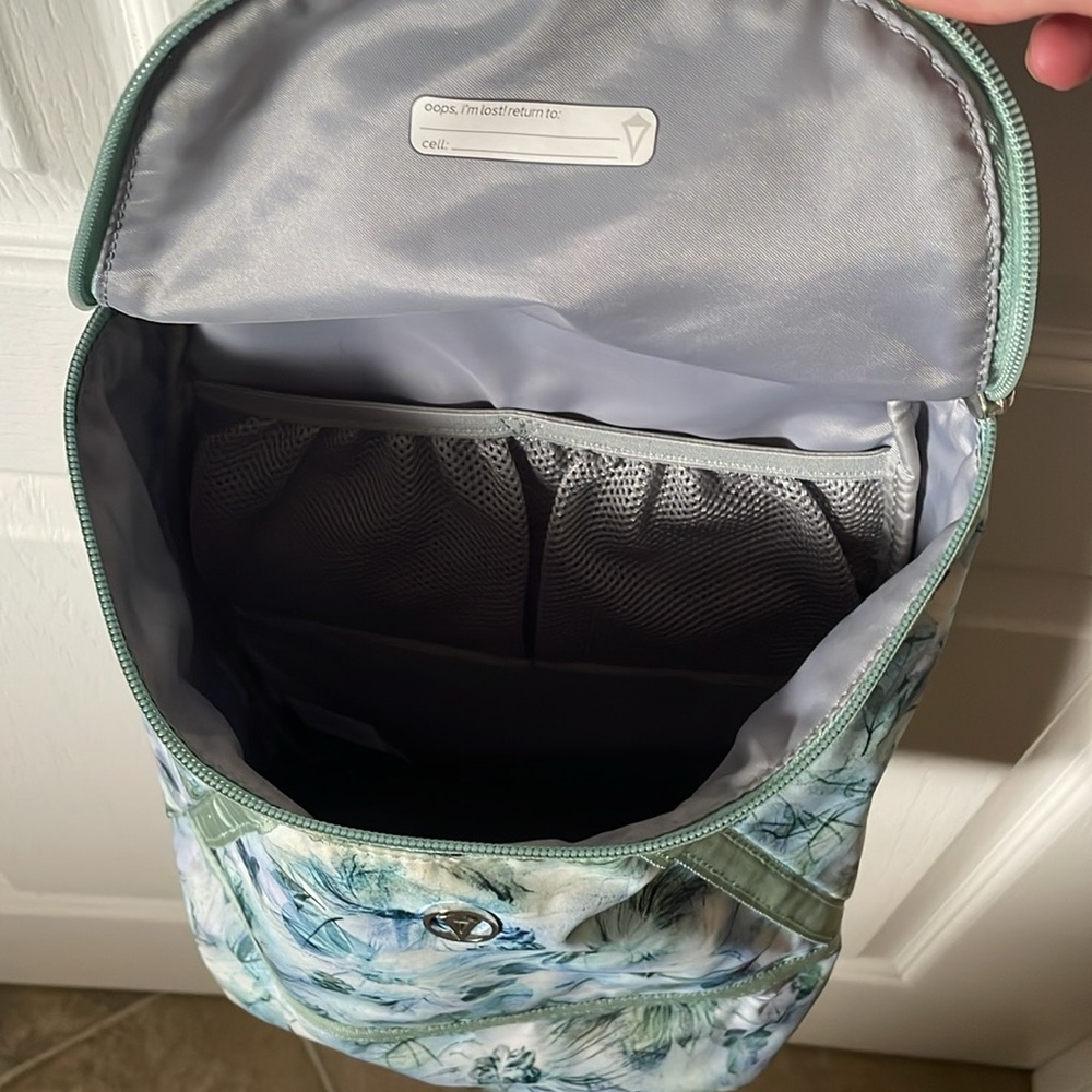 Ivivva by Lululemon backpack - Picture 5 of 8